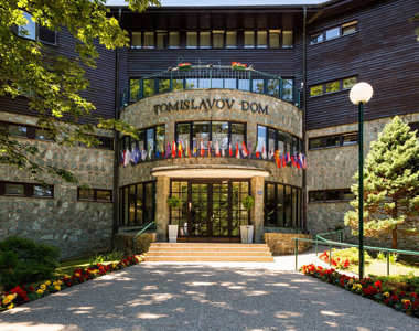 Hotel Tomislavov dom